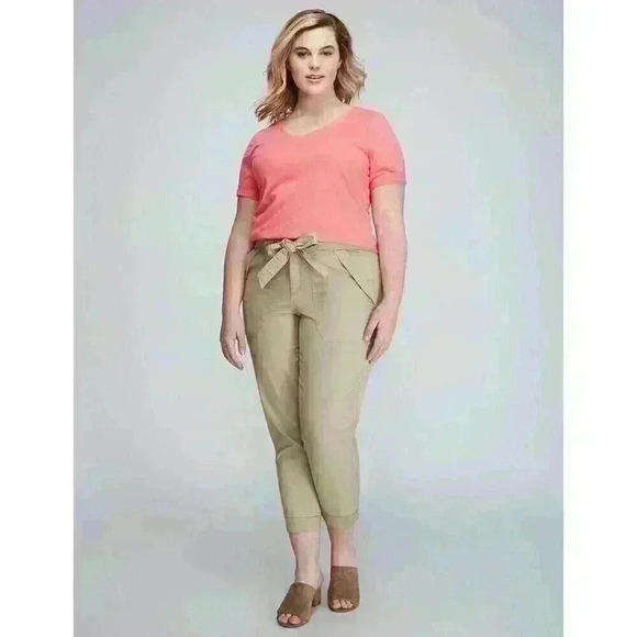 NEW NWT Lane Bryant Women's Tan Canvas Cargo Capri Pants Size 22 $70 - Picture 1 of 10